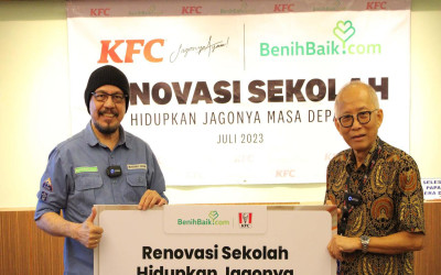 Gandeng Yayasan Benih Baik, KFC Salurkan Donasi Rp415 Juta untuk Renovasi SDN Banjarwangi